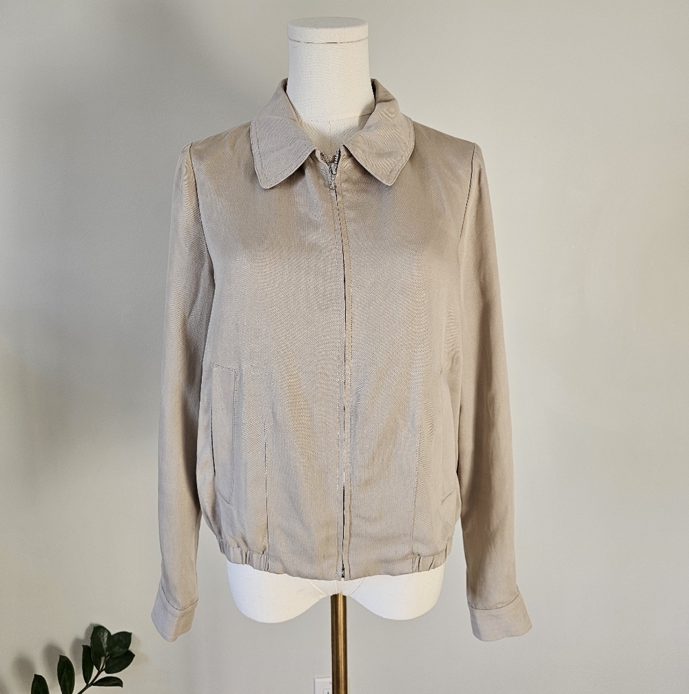 RW&CO S cropped twill shirt Women's Beige Bomber Jacket